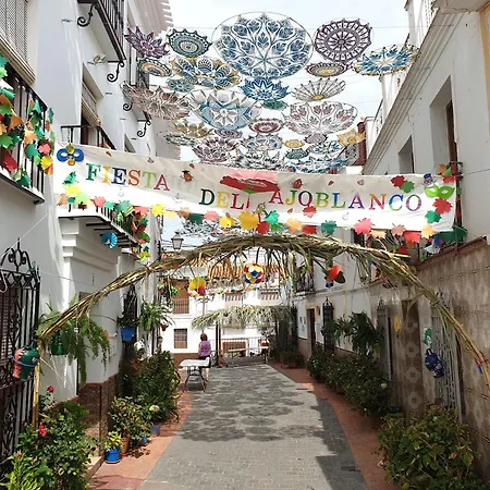 Casa Del Burro Perezoso Almachar